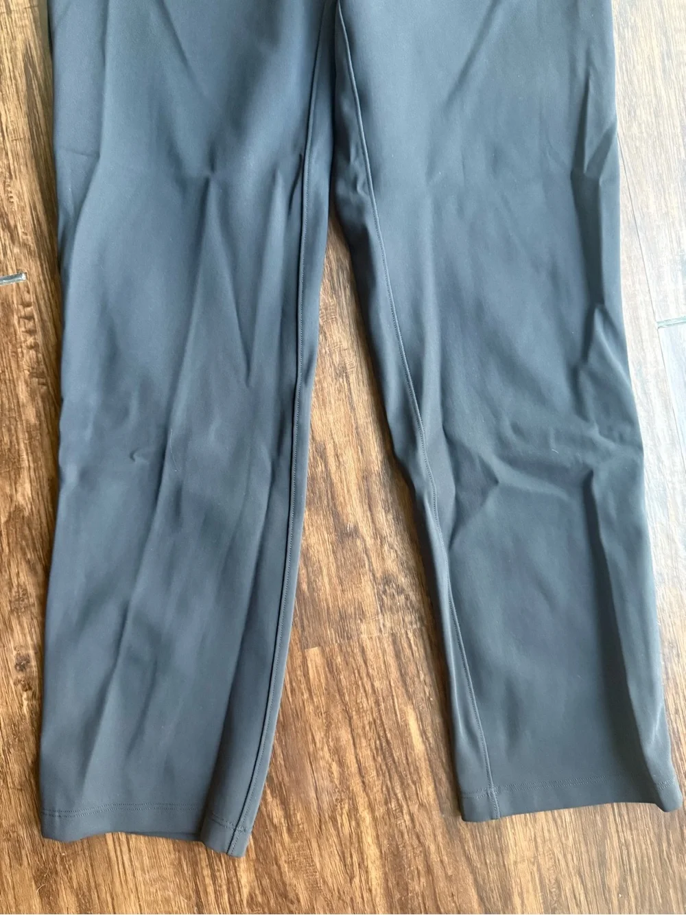 lululemon athletica womens Straight-Leg black Pants size 4